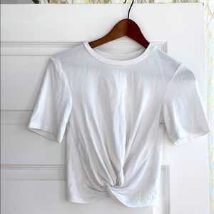 Aritzia Wilfred Free Crop Top